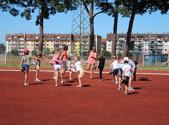 Grafika 35. BEZPIECZNE WAKACJE 2022