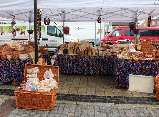 Grafika 2. FOTORELACJA Z LĘBORSKICH DNI JAKUBOWYCH