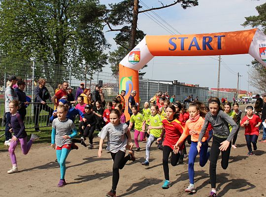 Grafika 18. Start zawodników w kategorii szkół podstawowych dziewcząt rocznik 2013 i 2012