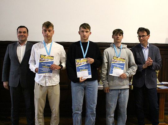 Grafika 12. Zwycięzcy w kategorii szkoły ponadpodstawowe chłopcy