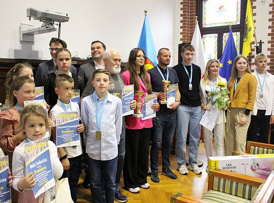 Grafika 20. Wszyscy nagrodzeni zawodnicy