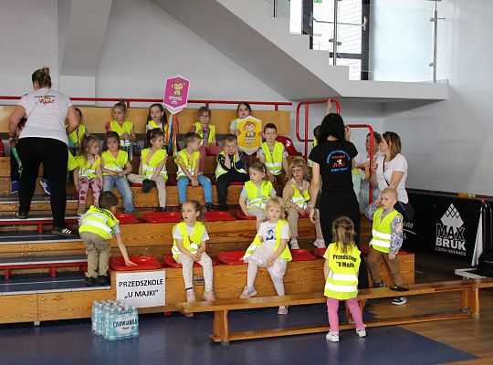 Grafika 37. Kibice