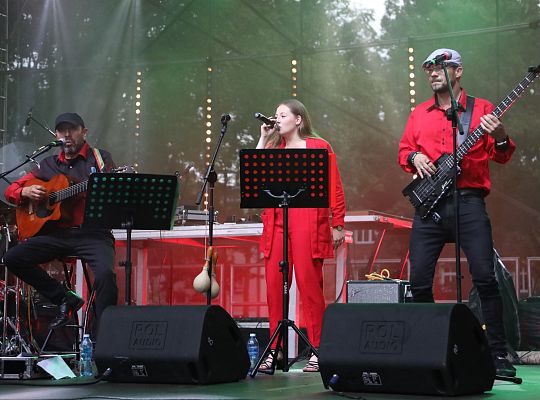 Grafika 32. Latino Show Band
