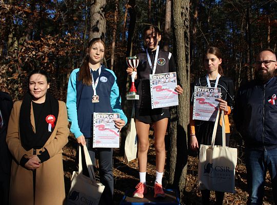 Grafika 42. Dekoracja w kategorii szkoły podstawowe dziewczęta rocznik 2012 i 2011