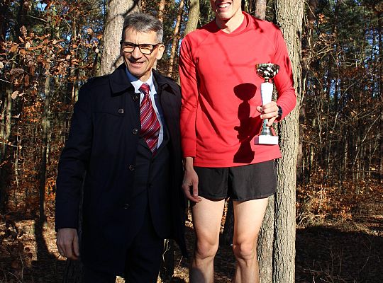 Grafika 67. Zwycięzca w kategorii wiekowej mężczyzn