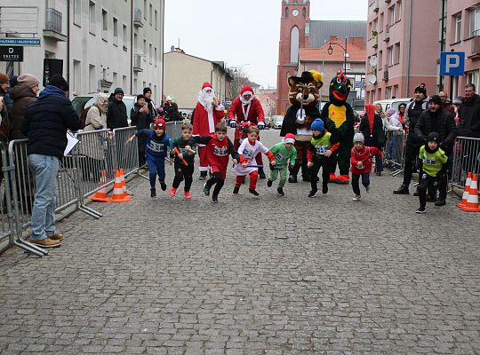 Grafika 20. Start sztafety chłopców