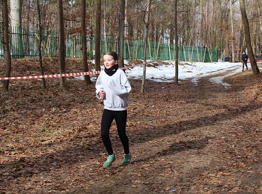 Grafika 16. Uczestnicy na trasie biegu