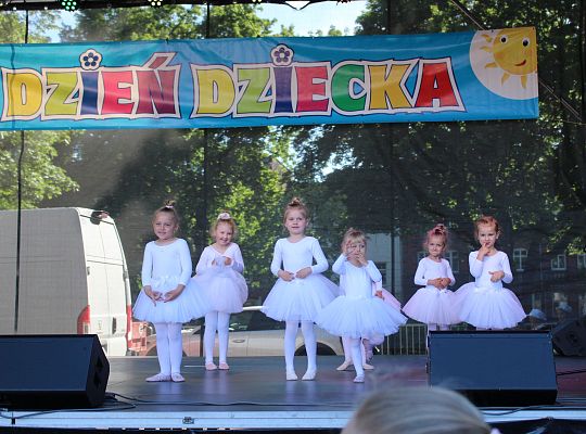Grafika 42. Międzynarodowy Dzień Dziecka 2026