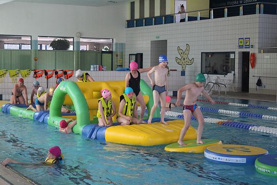 Wakacyjna przygoda na basenie 2023